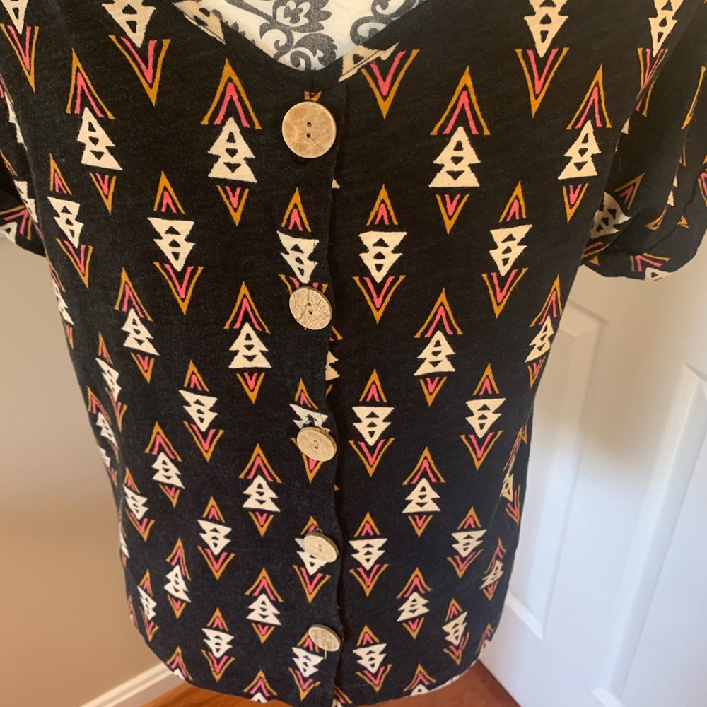 Rachel Zoe, women’s geometric short sleeve T-shirt, size medium